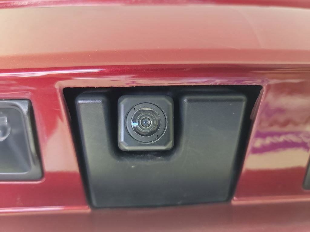 Used 2021 Toyota Sienna XLE image 7