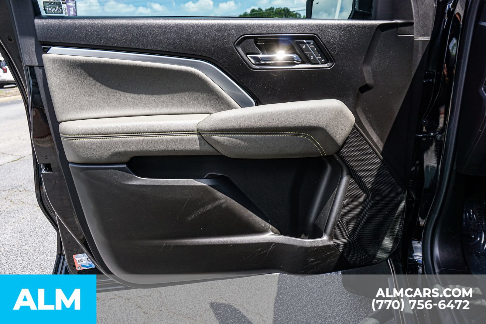 Used 2023 Chevrolet Colorado ZR2 w/ ZR2 Convenience Package III AWD/4WD image 48