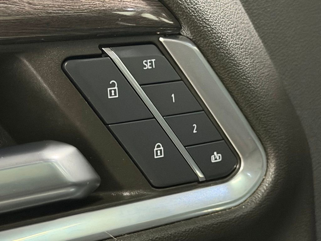 Certified 2024 Chevrolet Silverado 2500 LTZ w/ LTZ Premium Package image 38