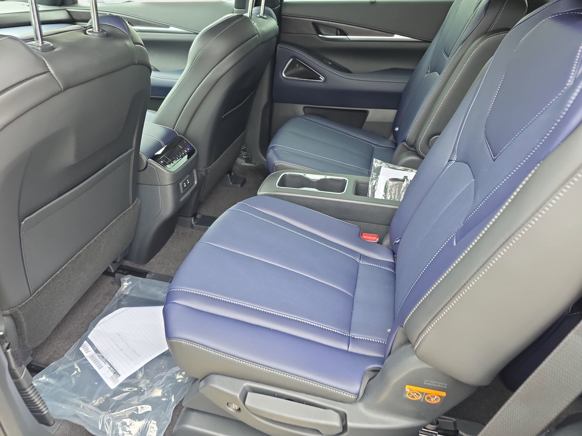 New 2026 INFINITI QX60 Sport w/ Dark Cargo Package AWD/4WD image 14