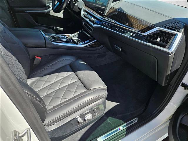 Certified 2024 BMW X7 xDrive40i w/ M Sport Package AWD/4WD image 19