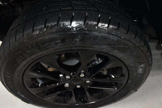 Used 2021 Jeep Wrangler Unlimited Sahara w/ Cold Weather Group image 9