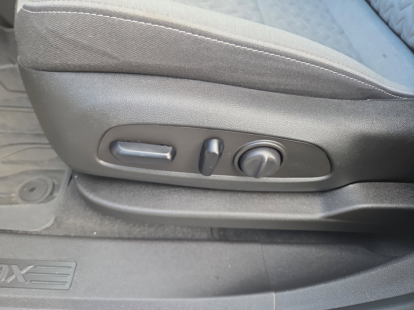 Certified 2024 Chevrolet Equinox LS w/ LS Convenience Package image 31