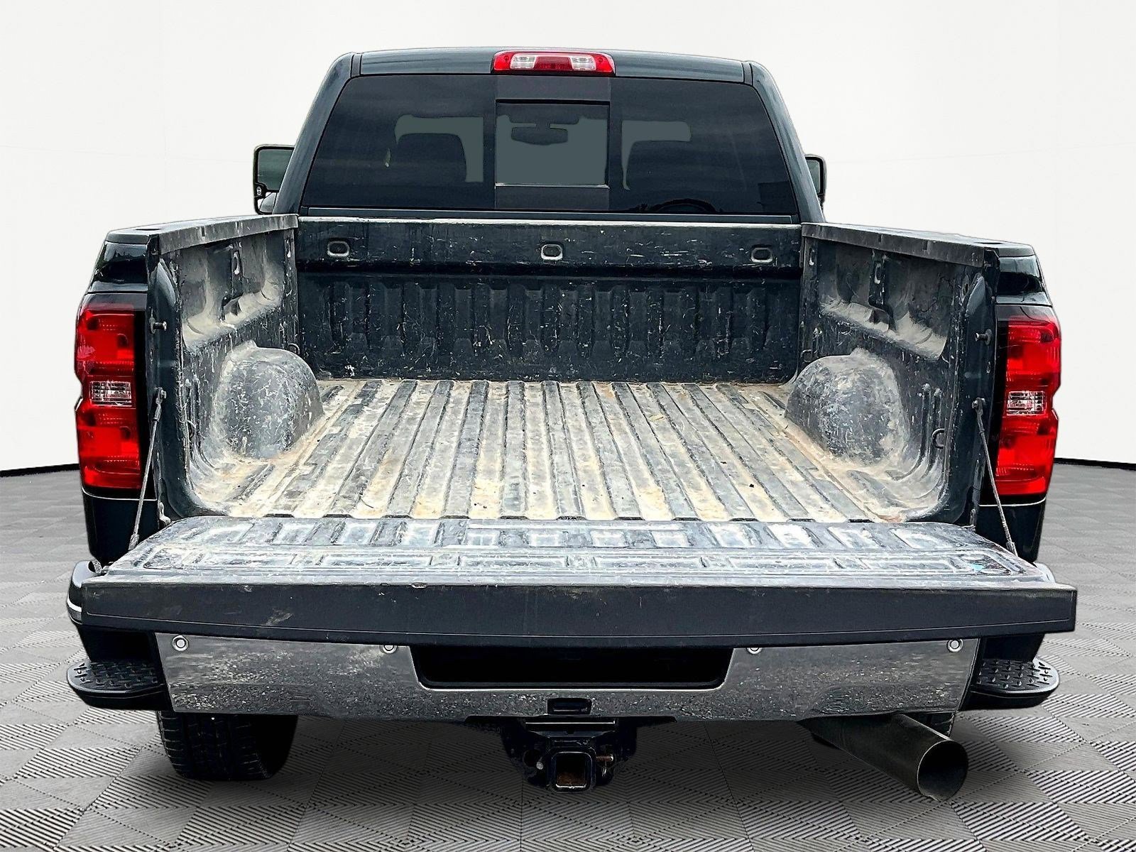 Used 2017 Chevrolet Silverado 2500 LTZ w/ Duramax Plus Package AWD/4WD image 7