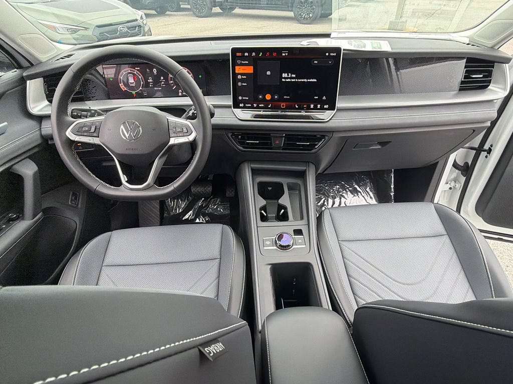 New 2026 Volkswagen Tiguan SE AWD/4WD image 10
