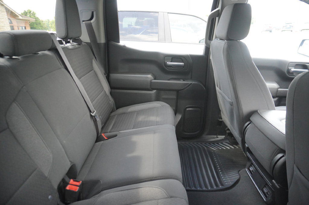 Used 2022 Chevrolet Silverado 1500 Custom AWD/4WD image 7
