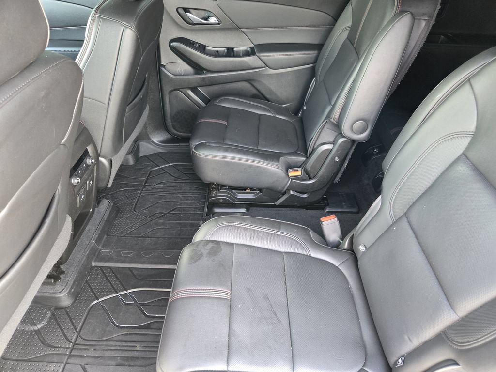 Used 2023 Chevrolet Traverse RS w/ LPO, Floor Liner Package AWD/4WD image 34