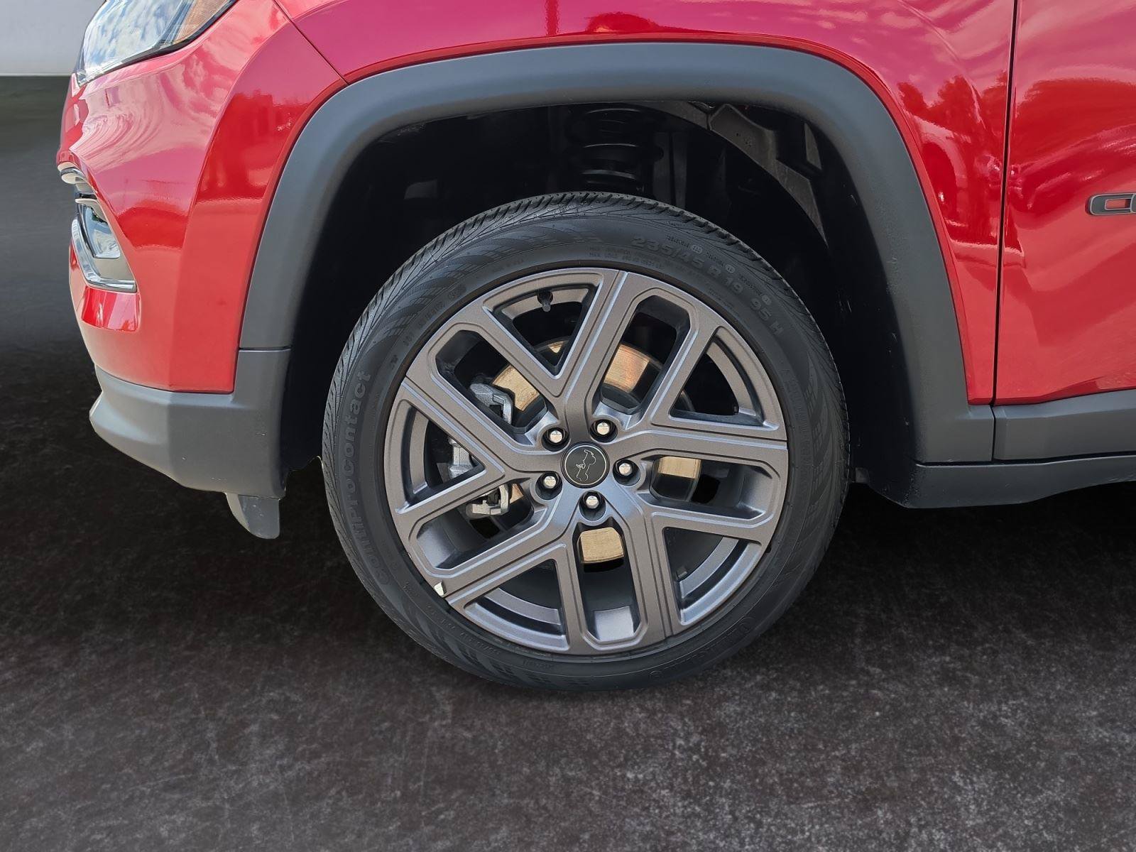 Used 2026 Jeep Compass Limited AWD/4WD image 15