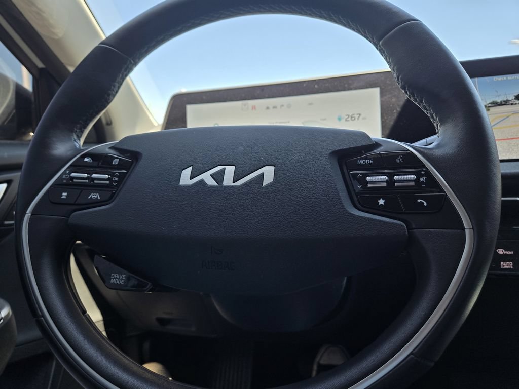 Used 2024 Kia EV6 Light AWD/4WD image 19