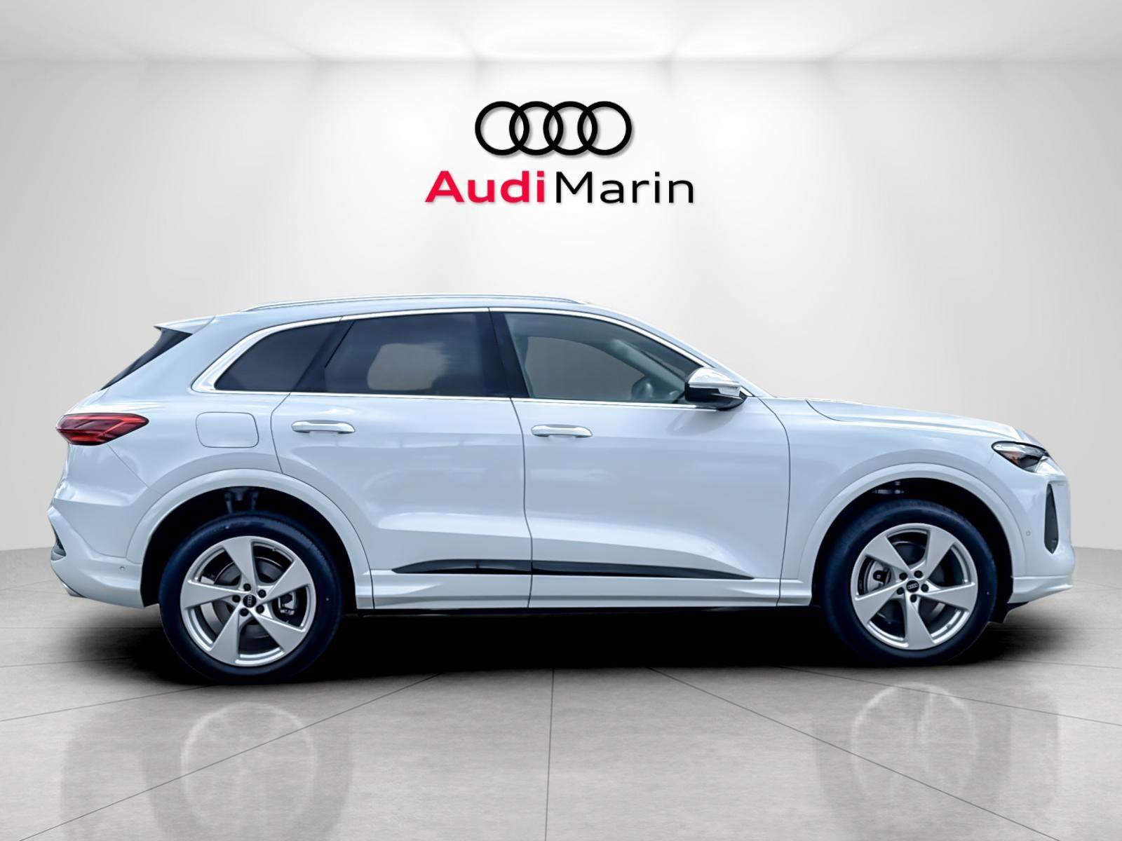 New 2025 Audi Q5 Premium Plus image 6