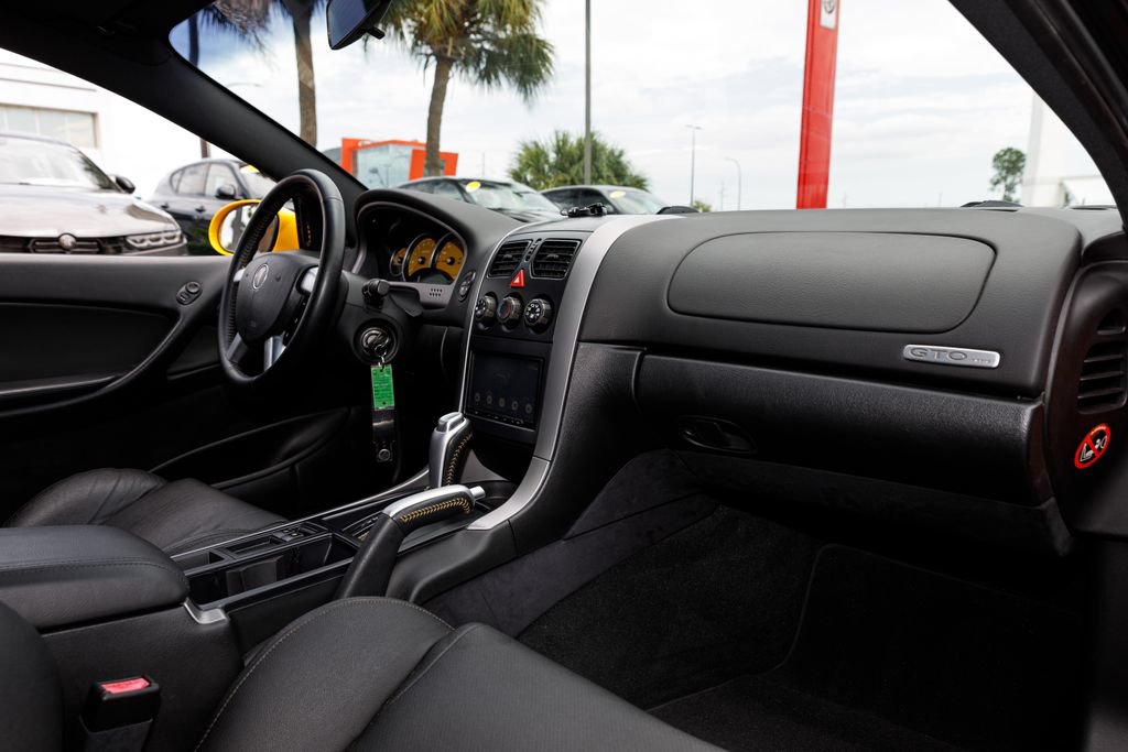 Used 2005 Pontiac GTO RWD image 15