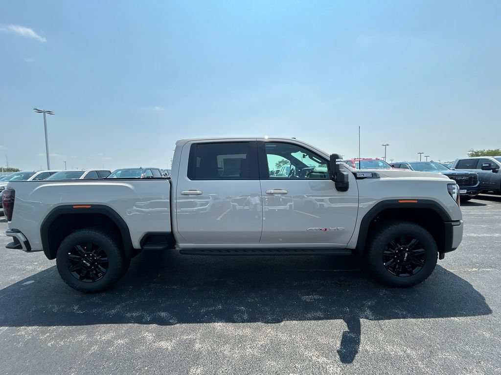 New 2026 GMC Sierra 2500 AT4 w/ AT4 Premium Plus Package AWD/4WD image 7