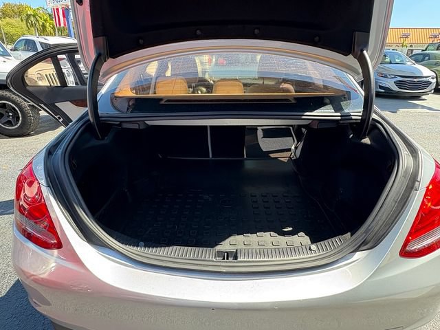 Used 2018 Mercedes-Benz C 300 Sedan image 16