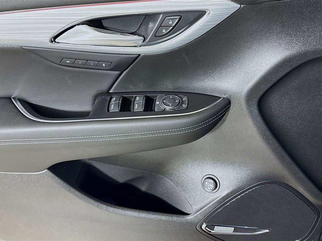 New 2026 Buick Envision Avenir image 16