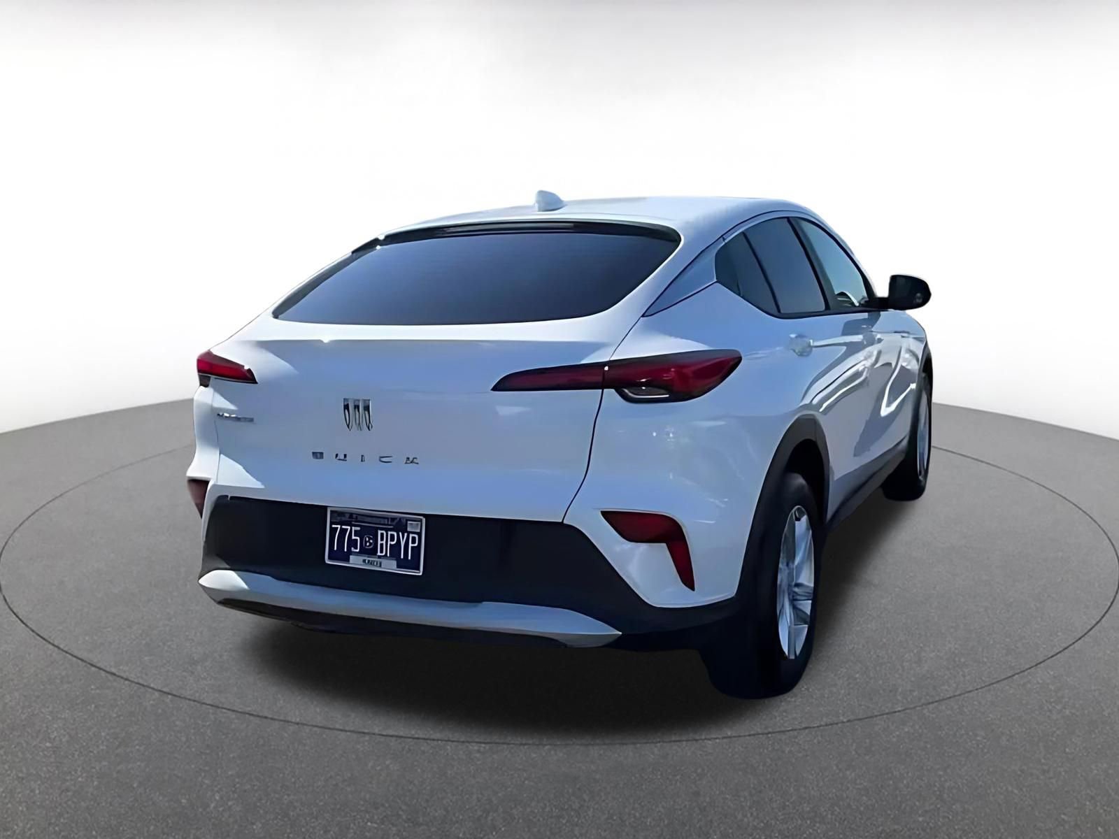 Used 2025 Buick Envista Preferred image 12