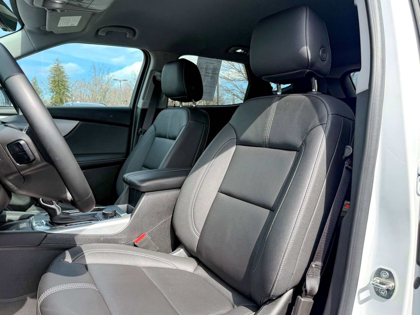 Used 2023 Chevrolet Blazer LT w/ Sound & Technology Package image 14