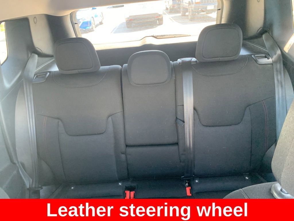 Used 2021 Jeep Renegade Trailhawk AWD/4WD image 17