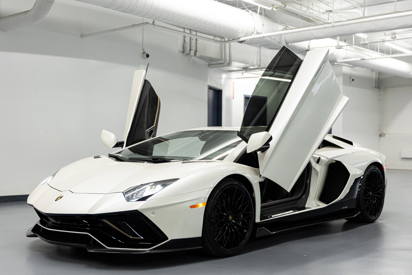 Used 2022 Lamborghini Aventador LP 780-4 Ultimae image 2