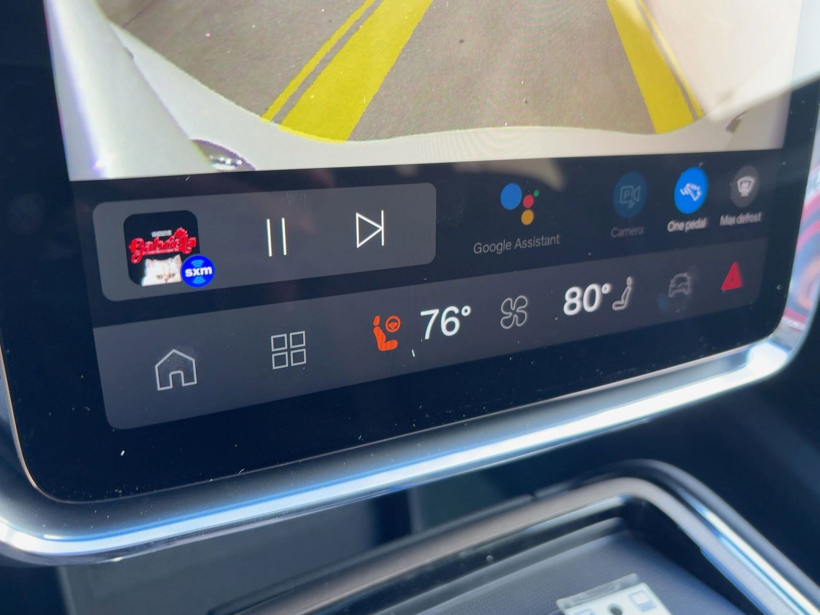 New 2025 Volvo EX90 Plus AWD/4WD image 19