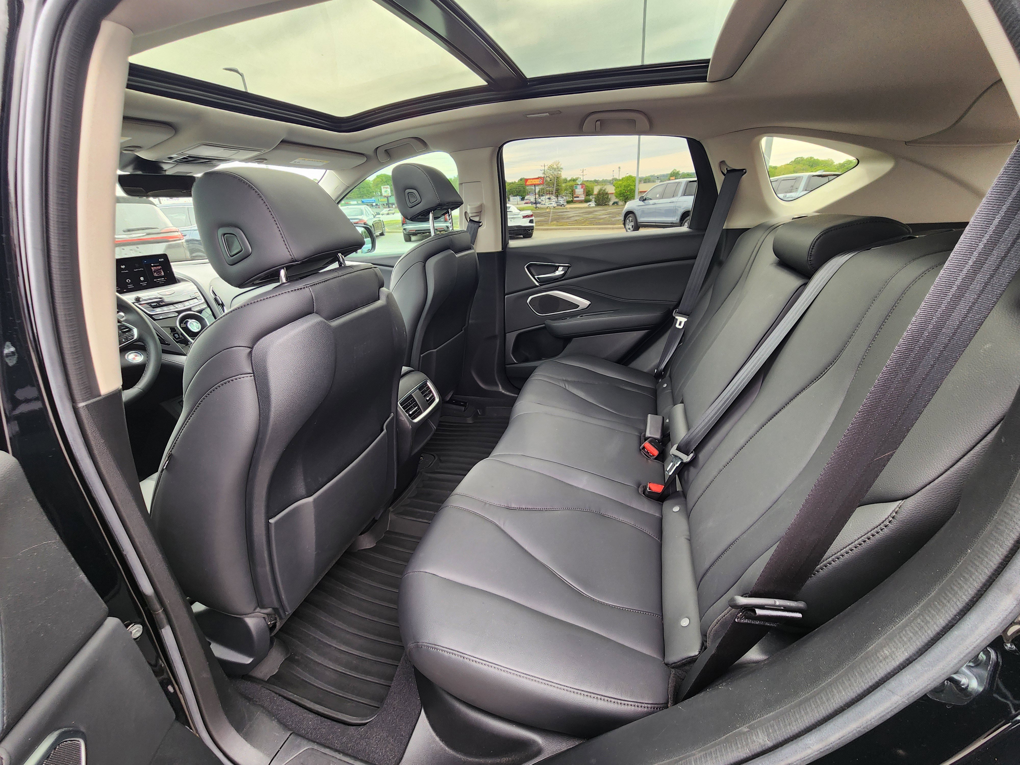 Used 2023 Acura RDX FWD image 16