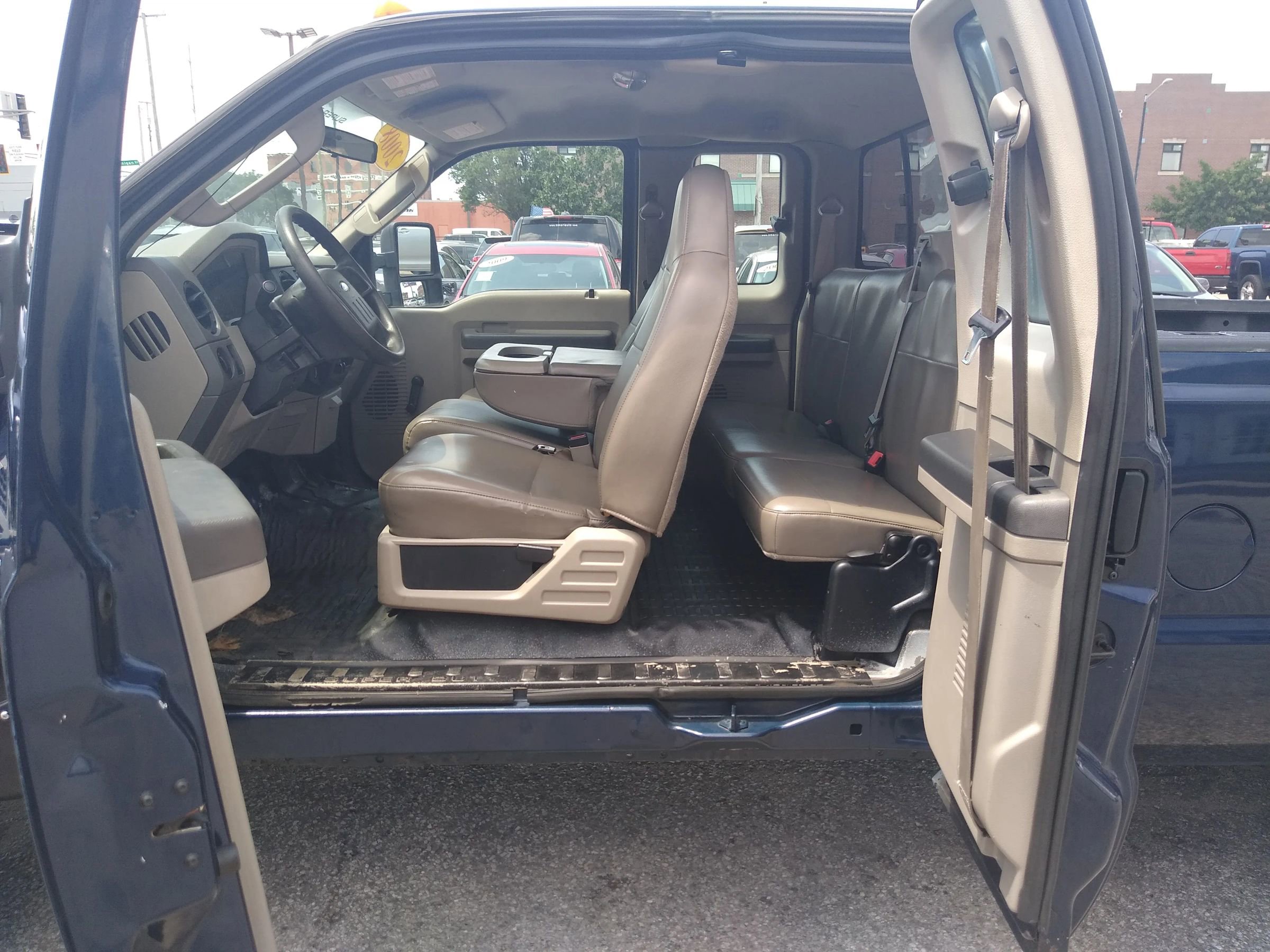Used 2008 Ford F250 FX4 image 25