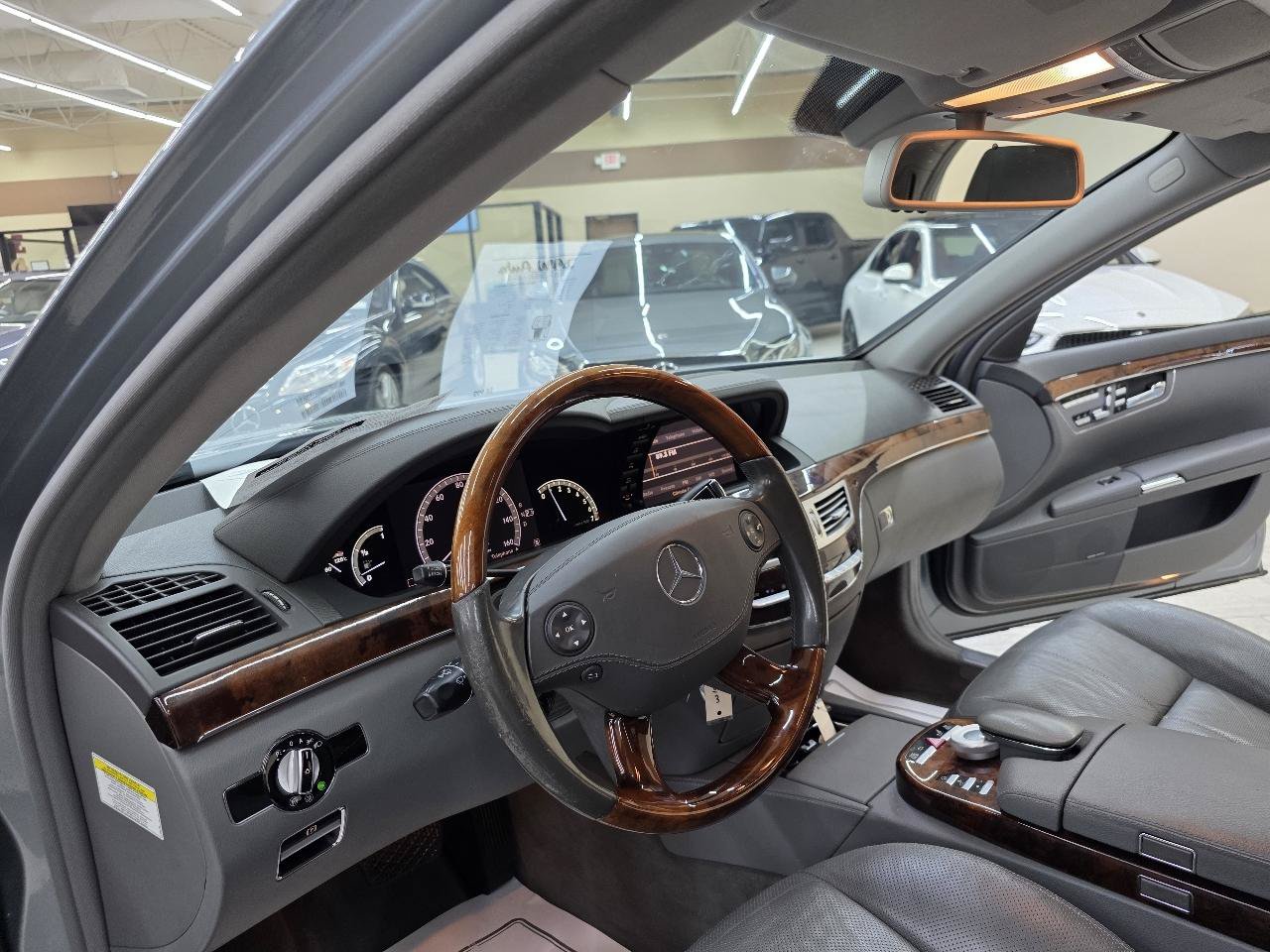 Used 2008 Mercedes-Benz S 550 image 19
