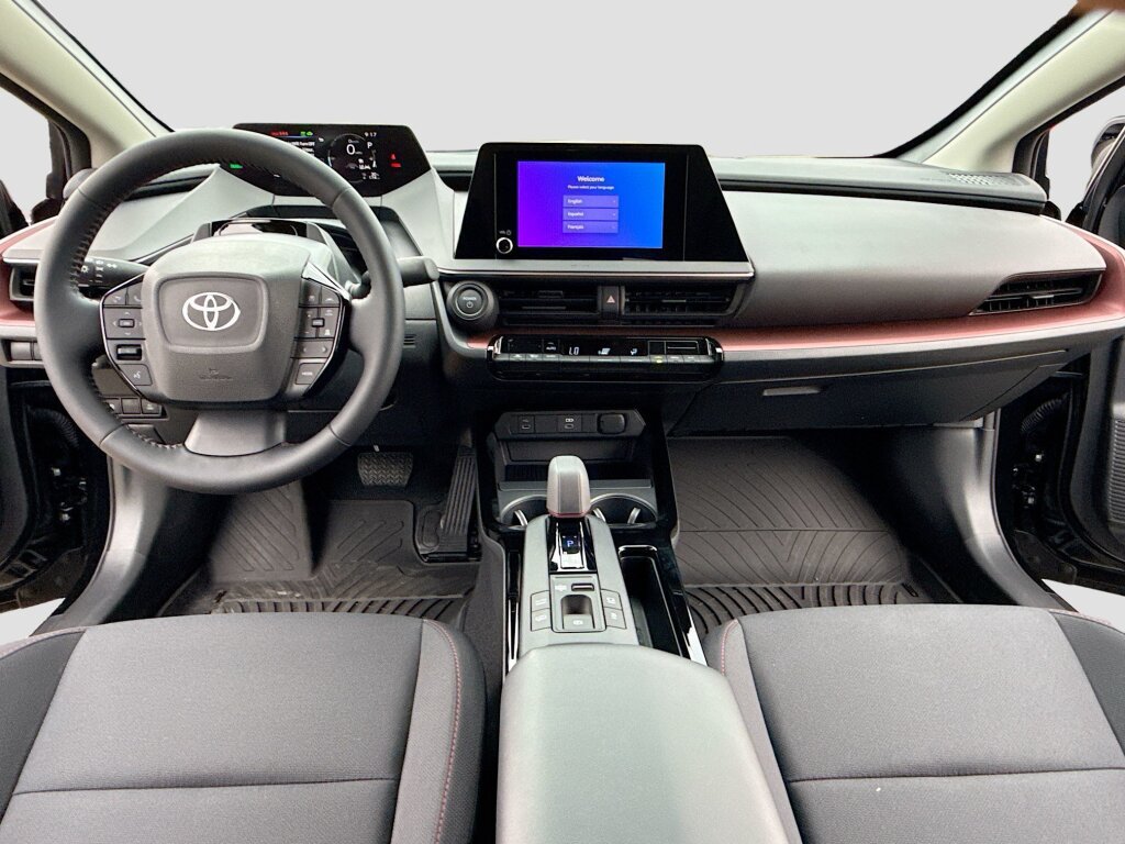 New 2026 Toyota Prius Plug-In Hybrid FWD image 3