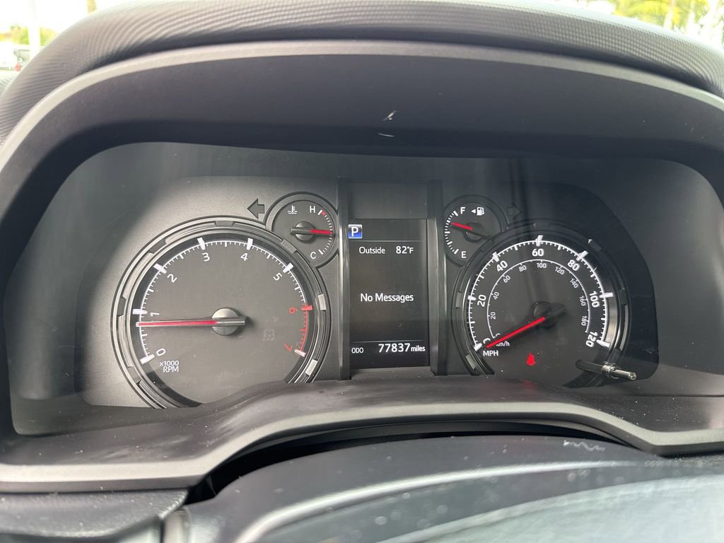 Used 2021 Toyota 4Runner SR5 Premium w/ Moonroof Package AWD/4WD image 49
