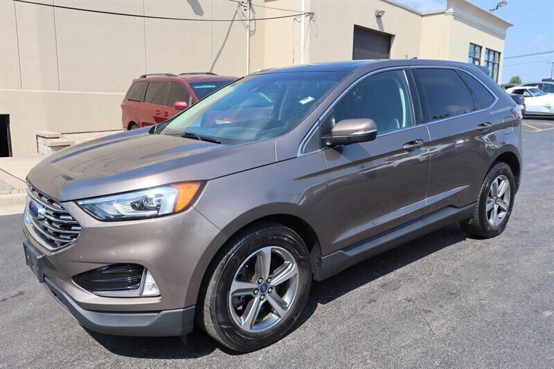 Used 2019 Ford Edge SEL w/ Equipment Group 201A AWD/4WD image 3