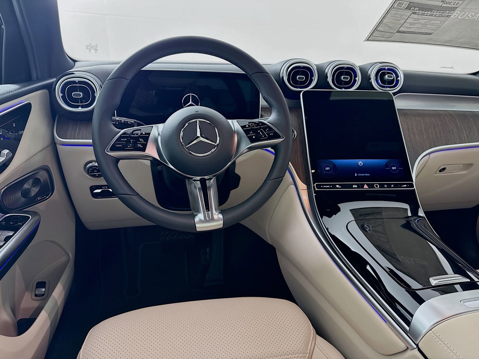 New 2026 Mercedes-Benz GLC 300 image 24