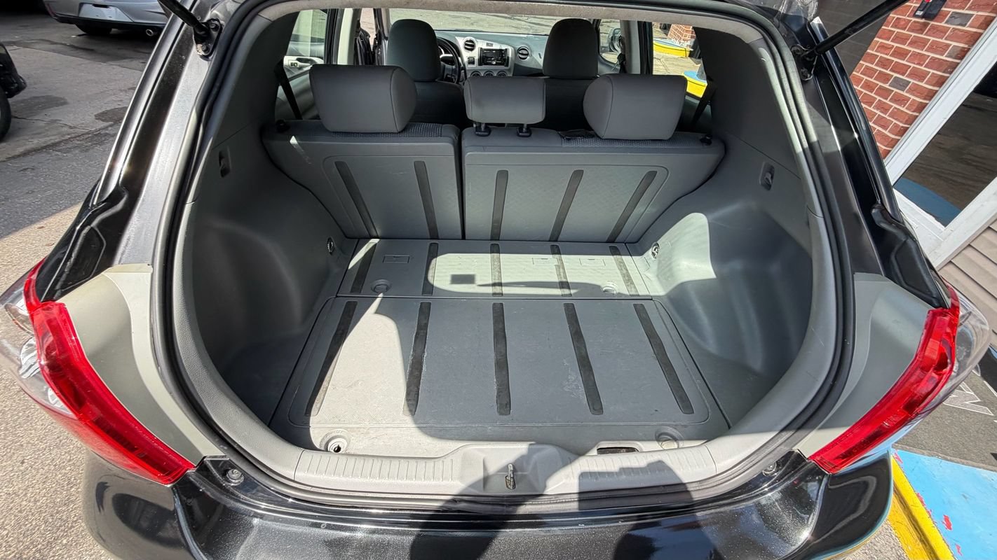 Used 2009 Toyota Matrix FWD image 11