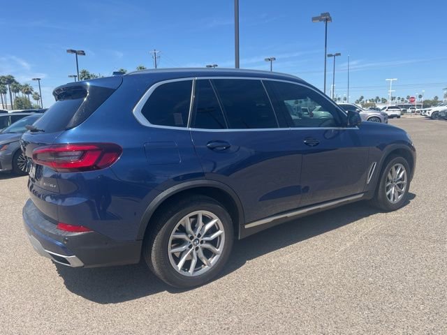 Used 2021 BMW X5 xDrive45e w/ Premium Package image 4