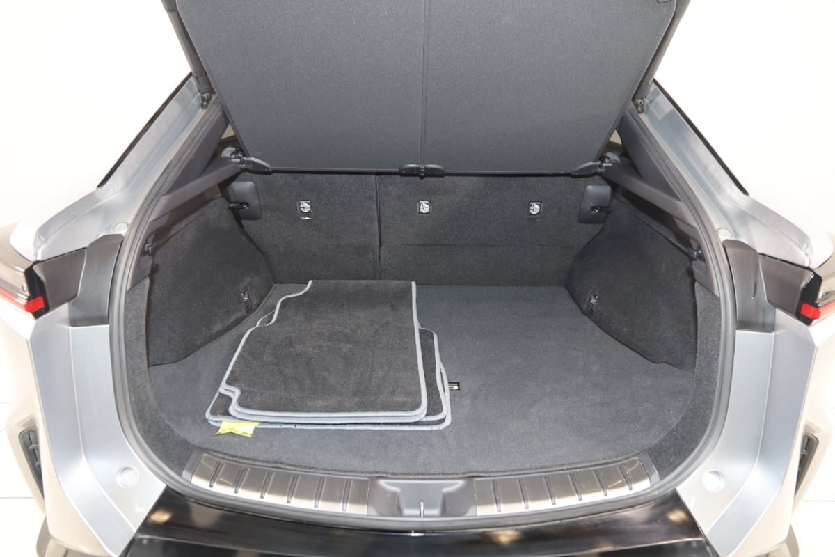Used 2023 Lexus RZ 450e Premium w/ Accessory Package (Z1) AWD/4WD image 46