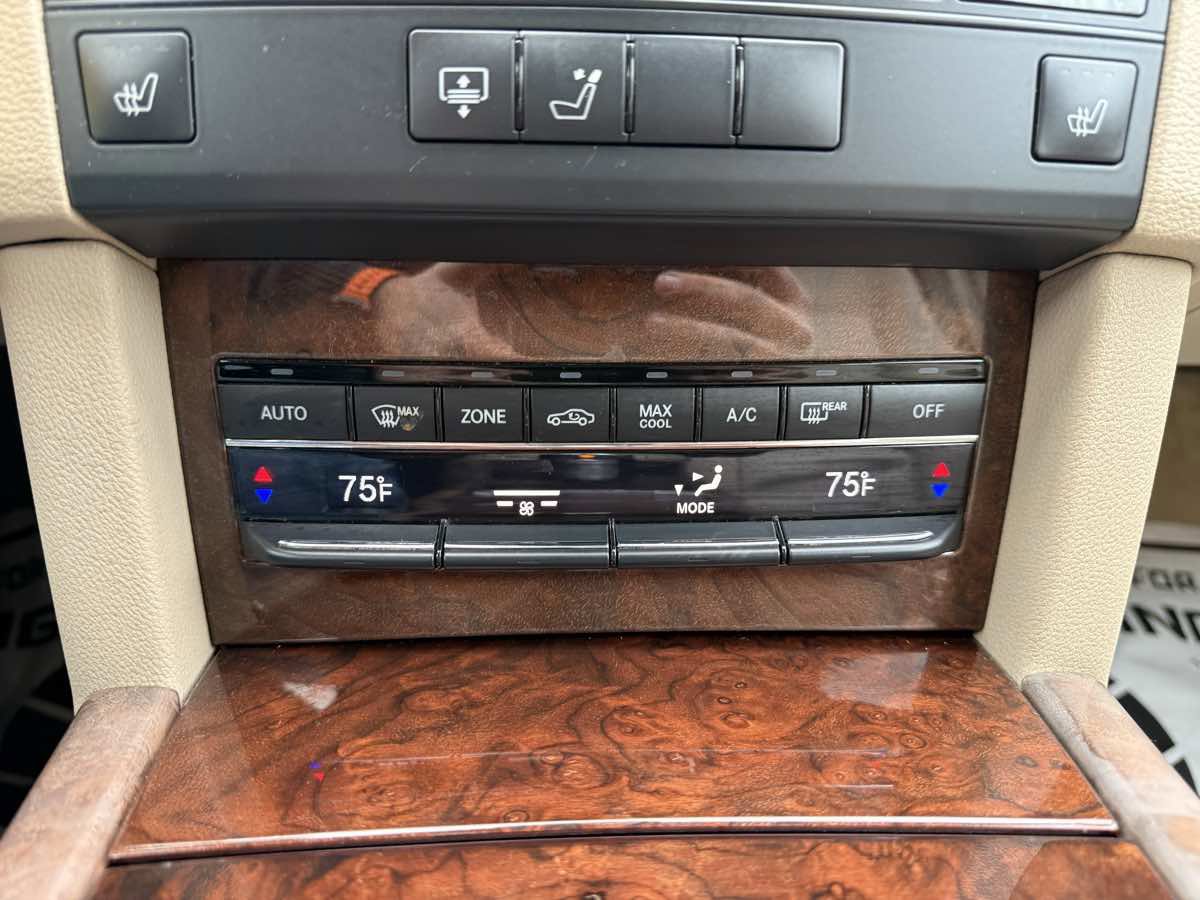 Used 2012 Mercedes-Benz E 350 Sedan image 20