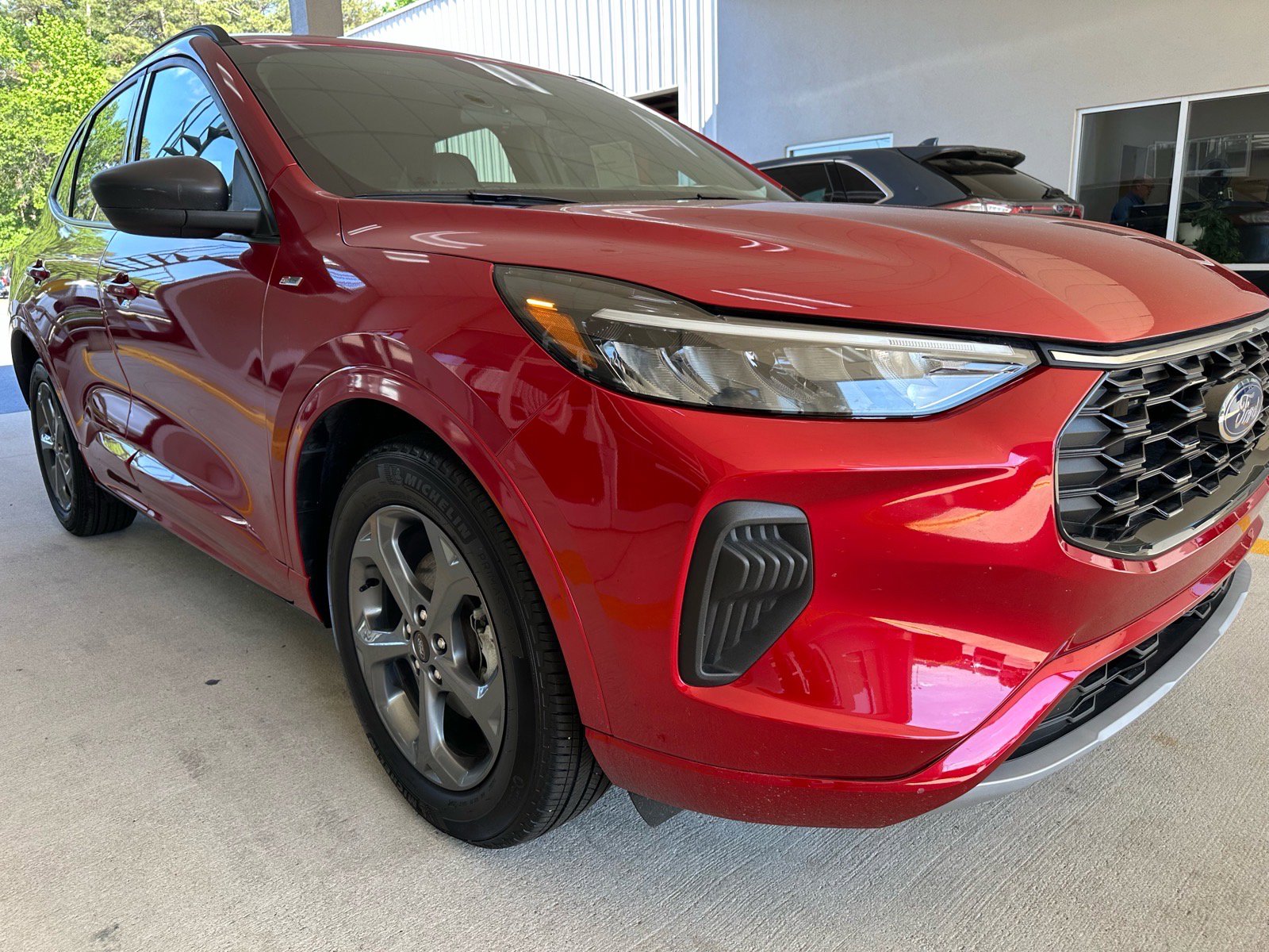 Certified 2024 Ford Escape ST-Line w/ Tech Pack #1 FWD image 9