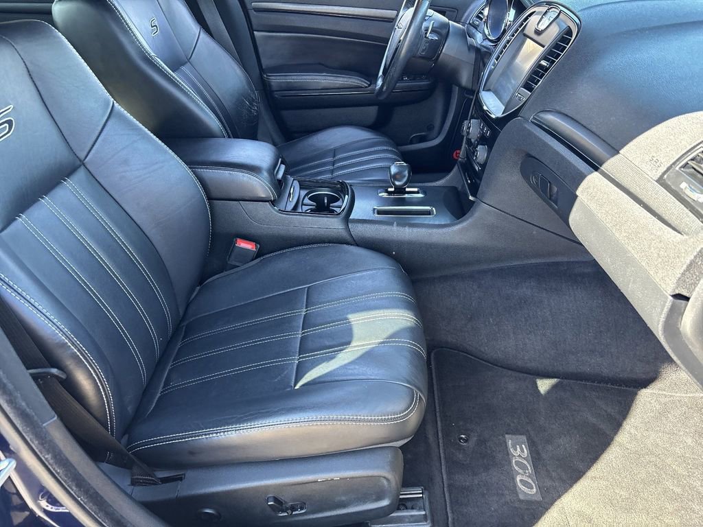 Used 2014 Chrysler 300 S image 11