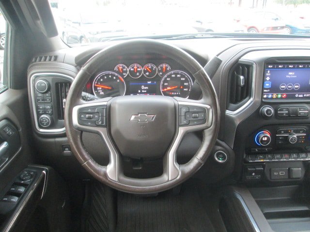 Used 2020 Chevrolet Silverado 1500 LT Trail Boss AWD/4WD image 16