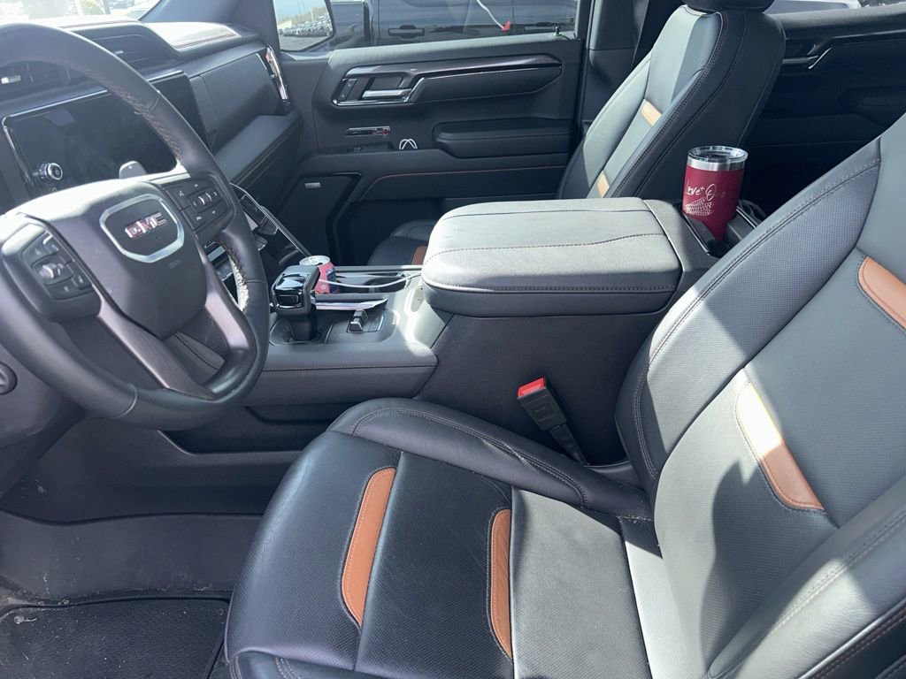 Used 2025 GMC Sierra 1500 AT4 w/ Technology Package image 7