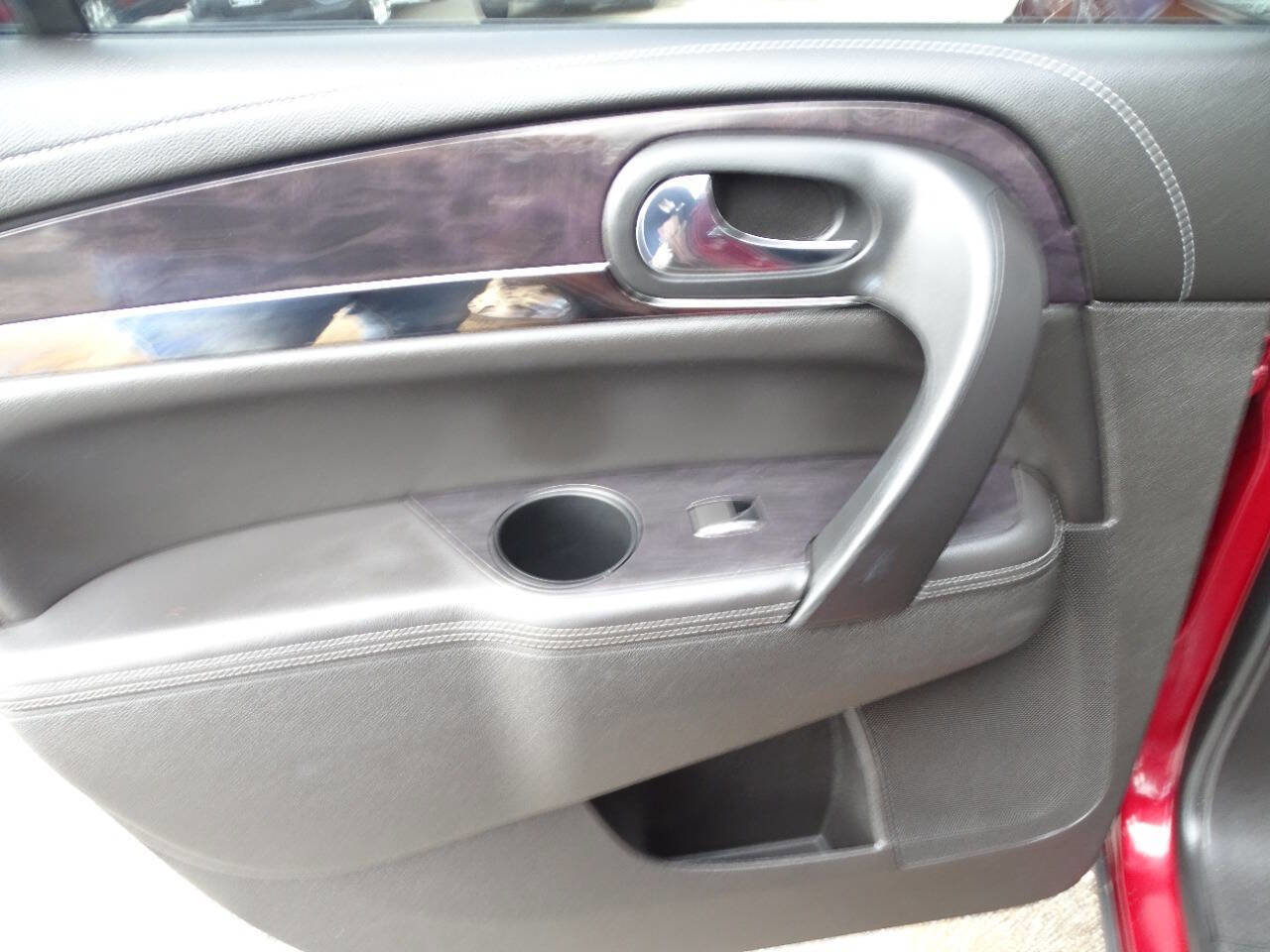 Used 2016 Buick Enclave Leather image 38