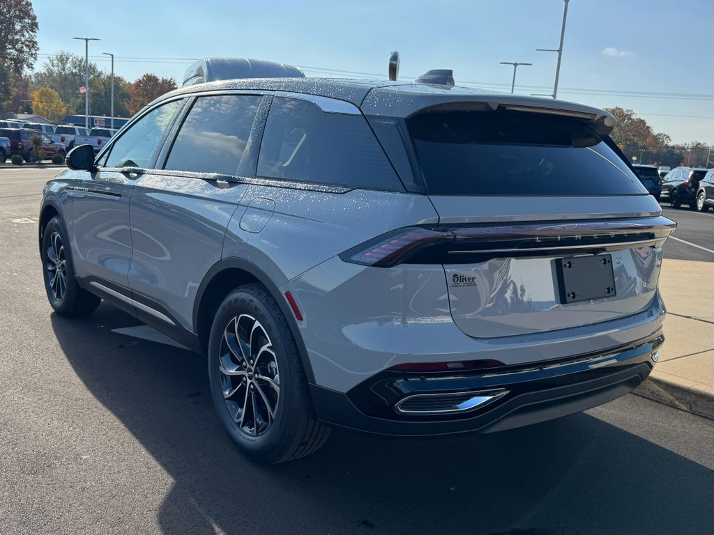 New 2026 Lincoln Nautilus Premier w/ Equipment Group 102A image 5