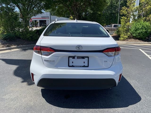Used 2023 Toyota Corolla LE FWD image 7