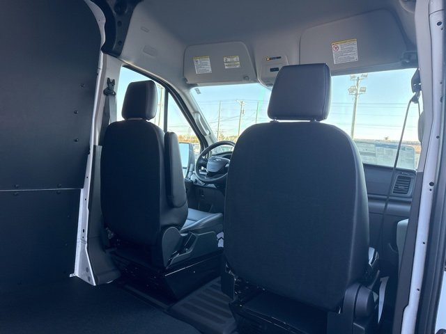 New 2026 Ford Transit 250 148 Medium Roof w/ Load Area Protection Package image 26