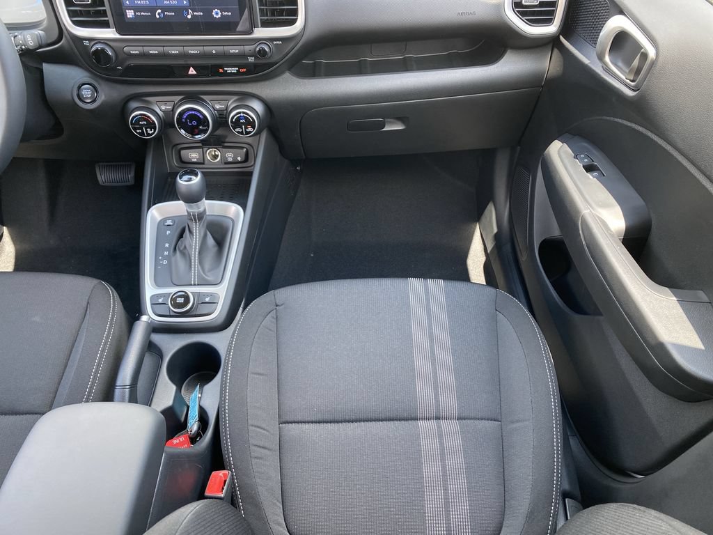 New 2026 Hyundai Venue SEL FWD image 18