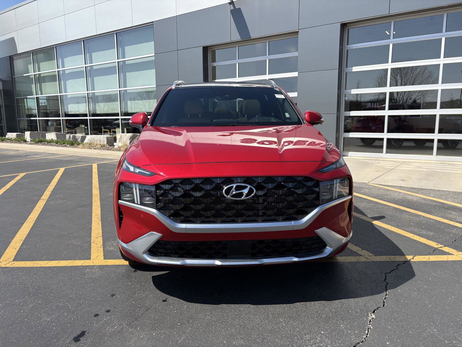 Used 2022 Hyundai Santa Fe Calligraphy AWD/4WD image 2