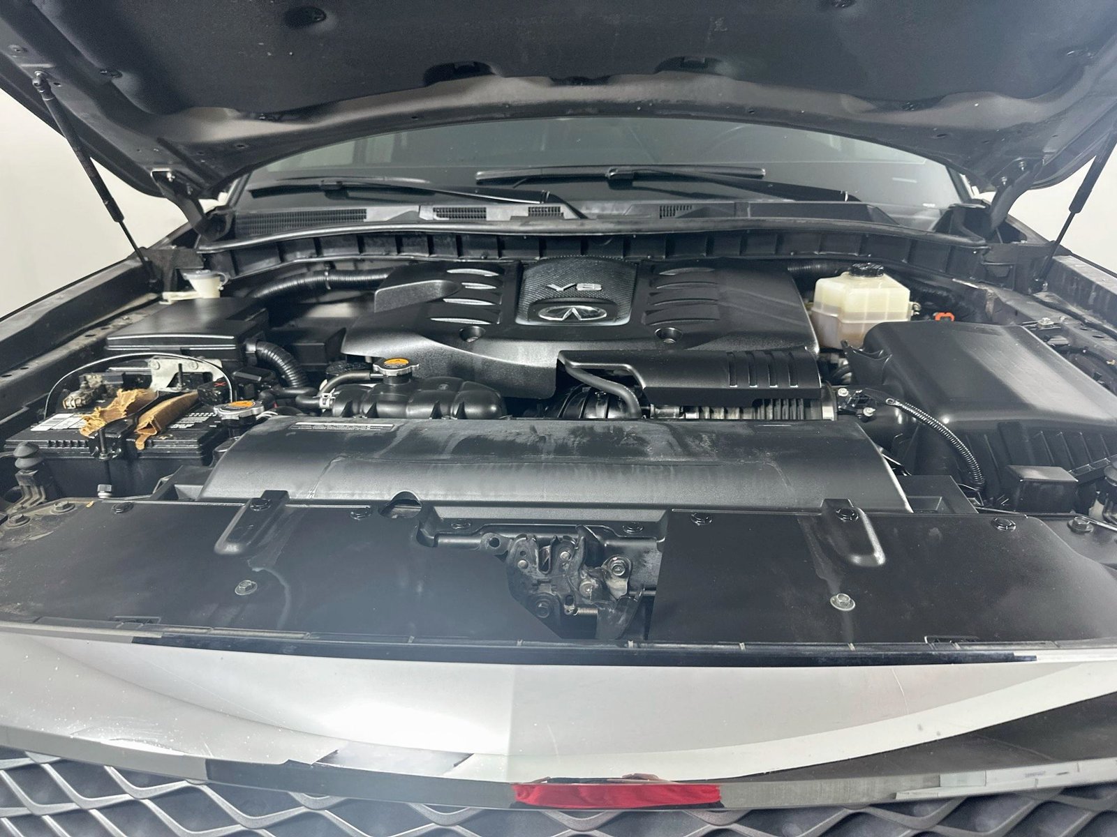 Used 2018 INFINITI QX80 2WD w/ Driver Assistance Package image 29