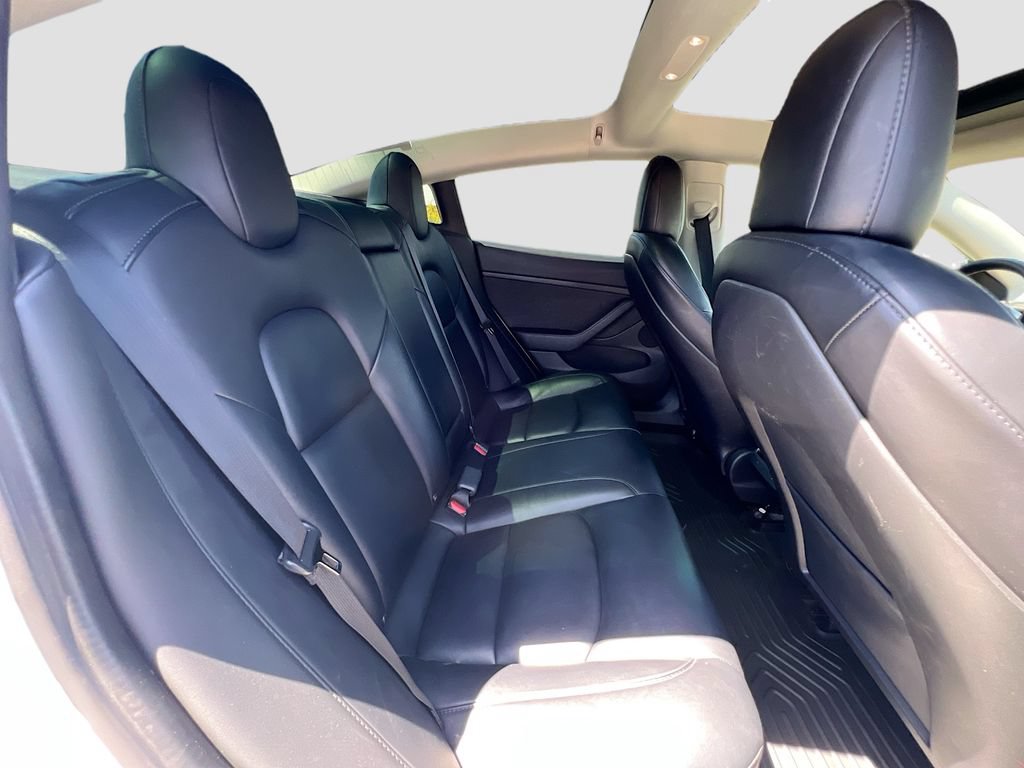 Used 2022 Tesla Model 3 RWD image 25