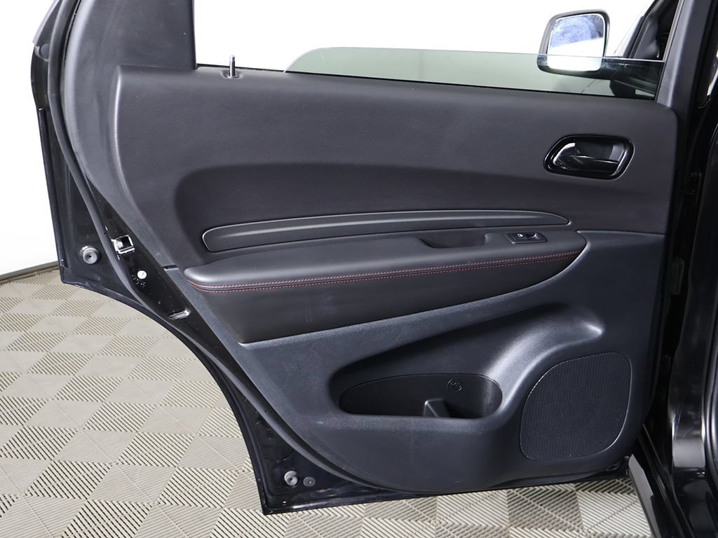 Used 2025 Dodge Durango R/T w/ Blacktop Package AWD/4WD image 29