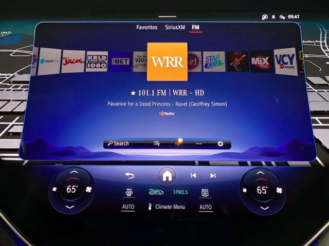 Used 2024 Mercedes-Benz EQS 450+ SUV image 46