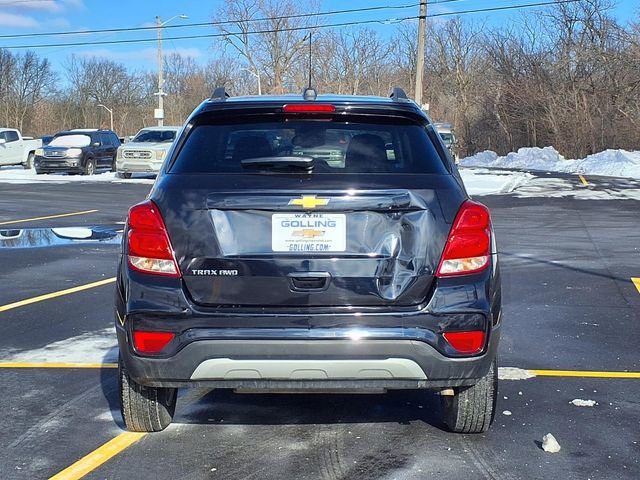 Used 2022 Chevrolet Trax LT w/ LT Convenience Package image 19