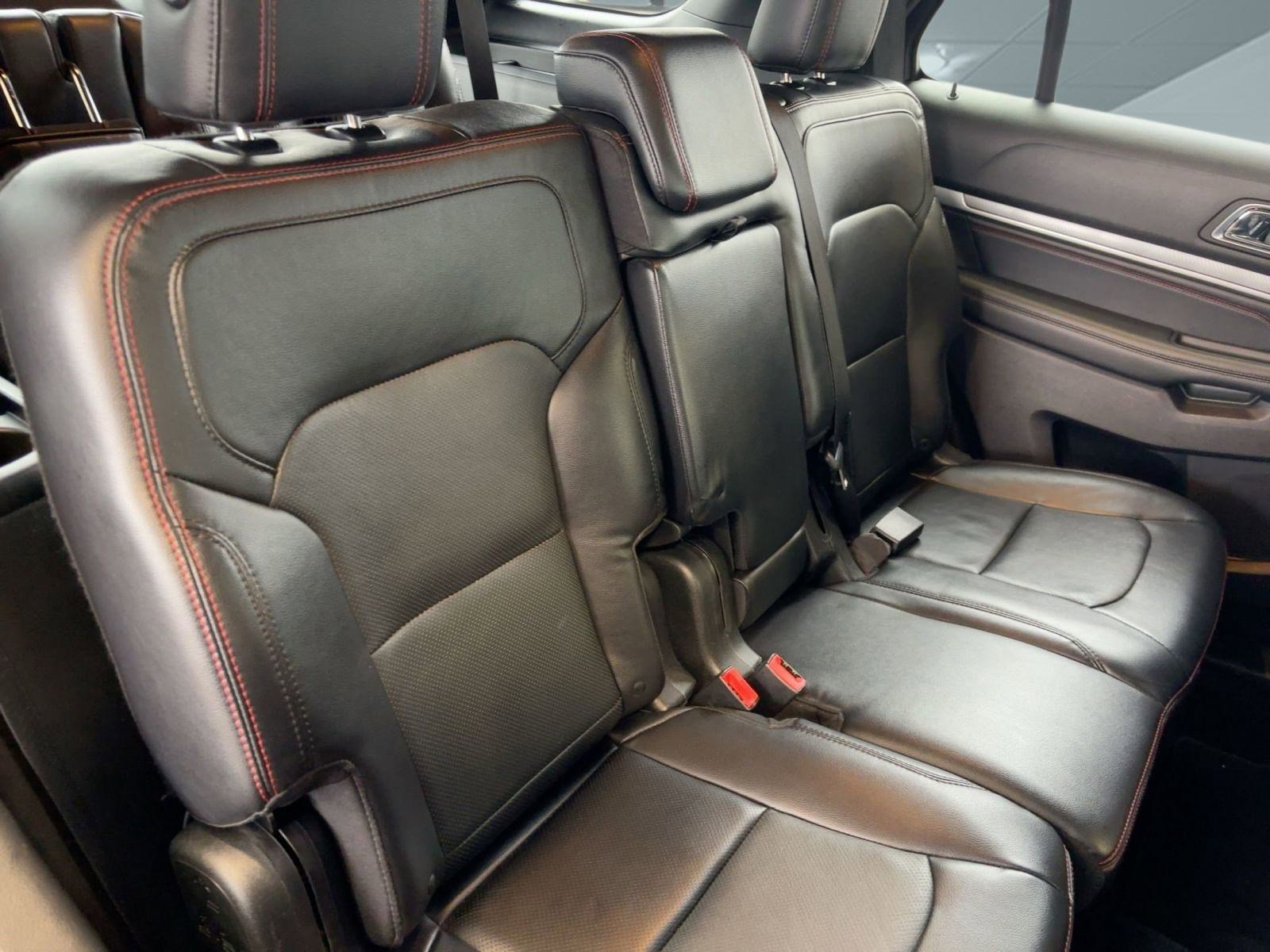 Certified 2019 Ford Explorer Sport image 30